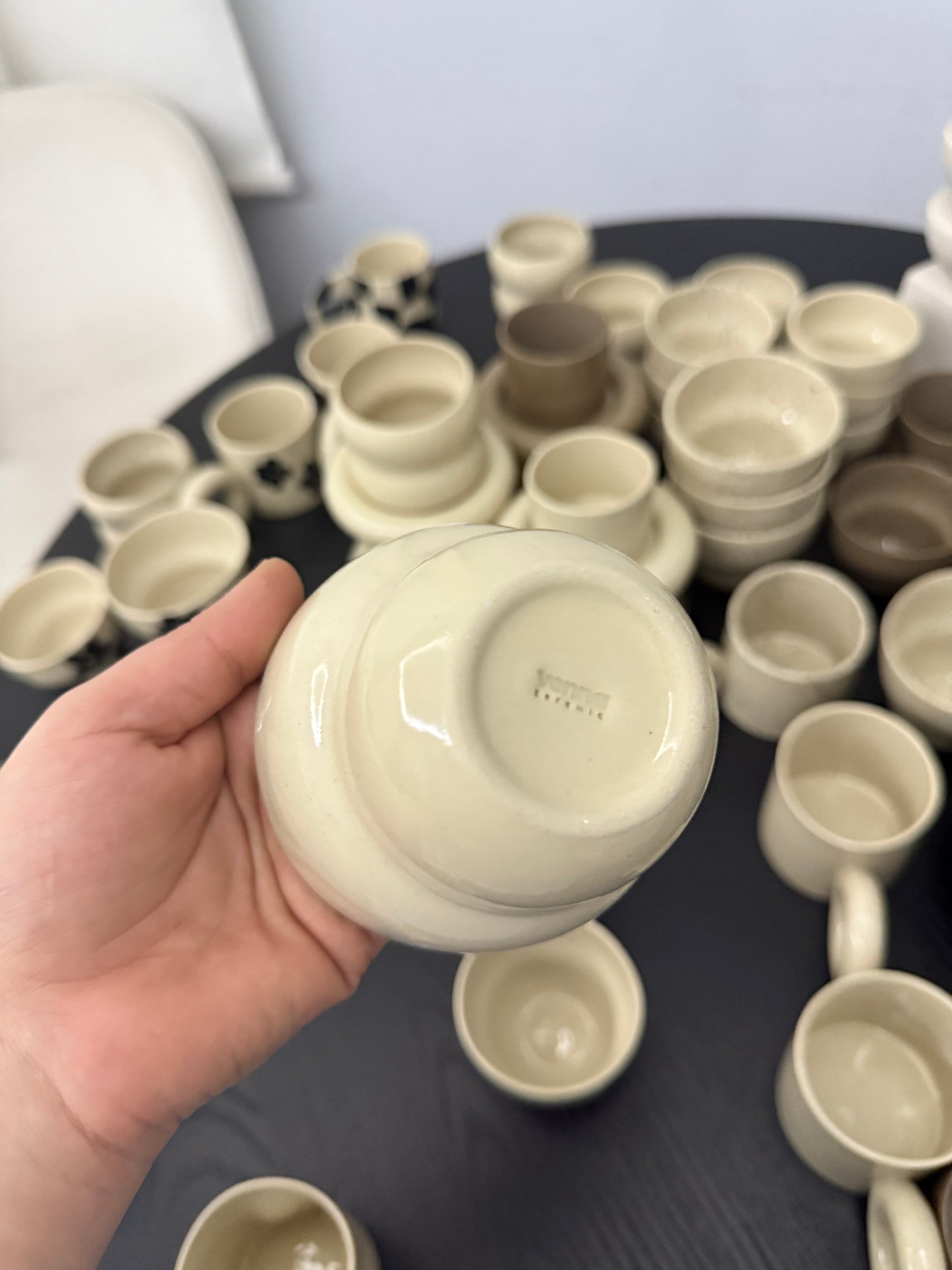 El yapımı Stoneware Midi Fincan Krem