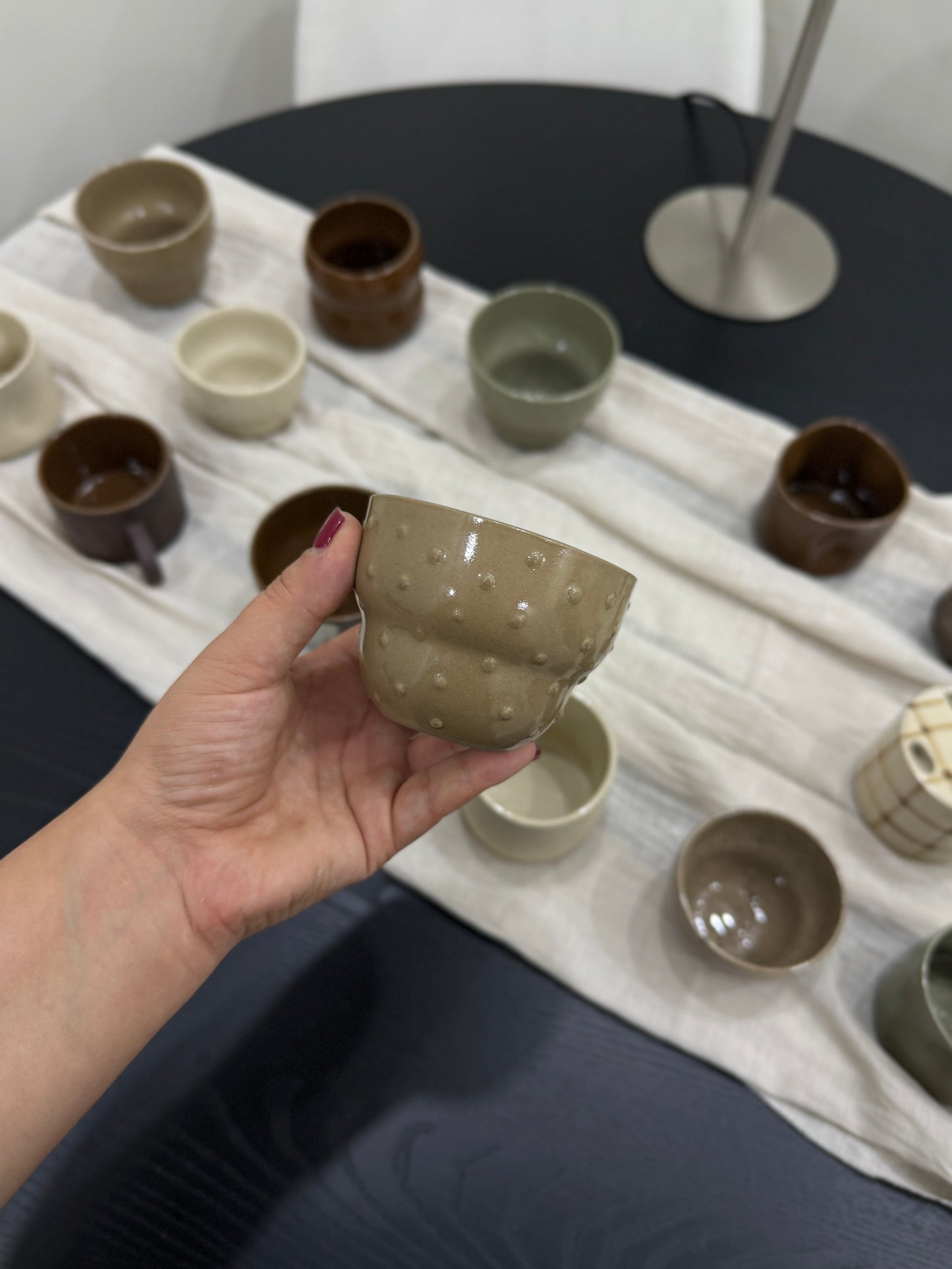 ÖN SİPARİŞ El yapımı Stoneware mini noktalı Fincan (17-24 KASIM)