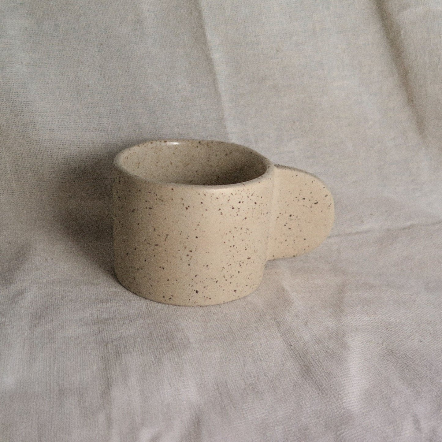 El yapımı stoneware espresso/türk kahvesi fincanı