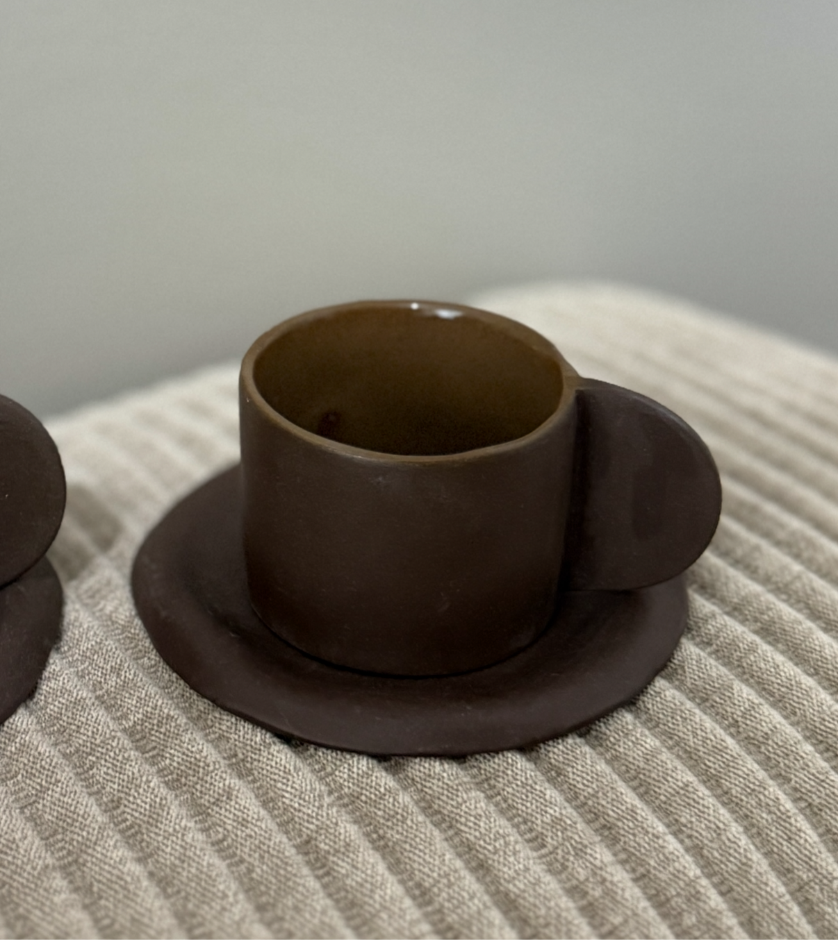 El yapımı stoneware espresso/türk kahvesi fincanı