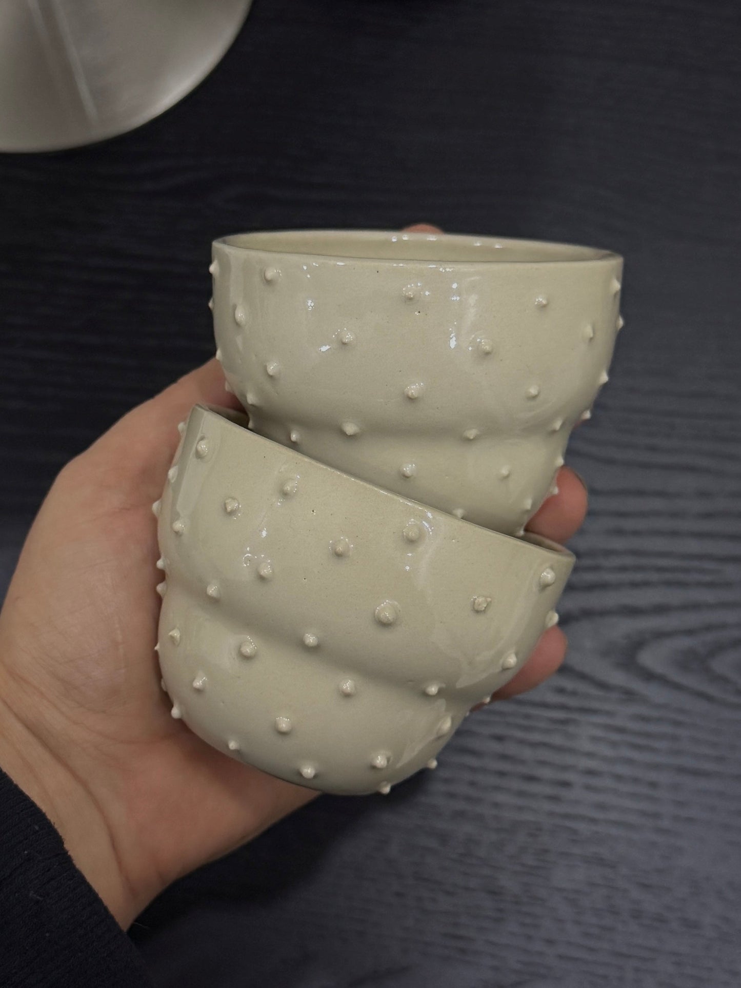 El yapımı Stoneware mini noktalı Fincan